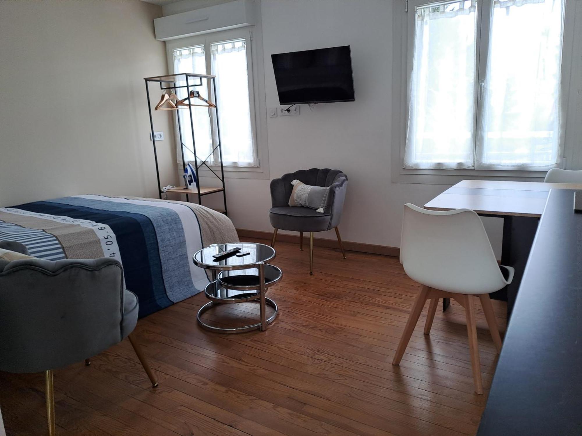 24H Course/Moto/ Oasis / Antares Apartment Le Mans Exterior photo